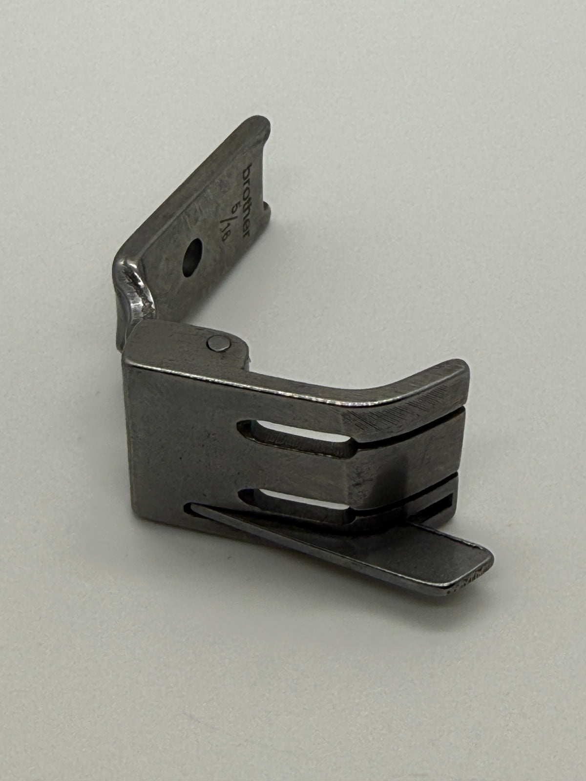 Presser Foot - Industrial Sewing Machine Part S570L 1 4*1 32L