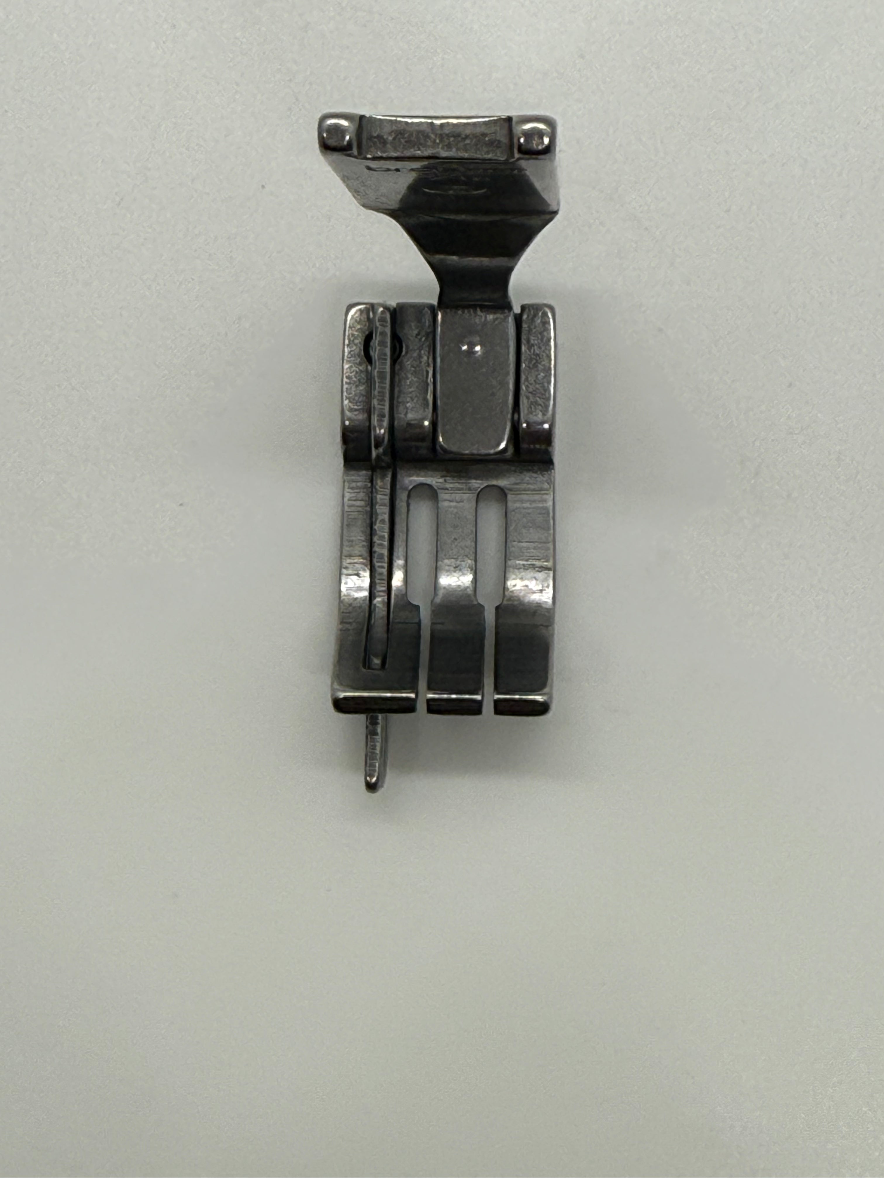 Presser Foot - Industrial Sewing Machine Part S570 3 16*1 16L