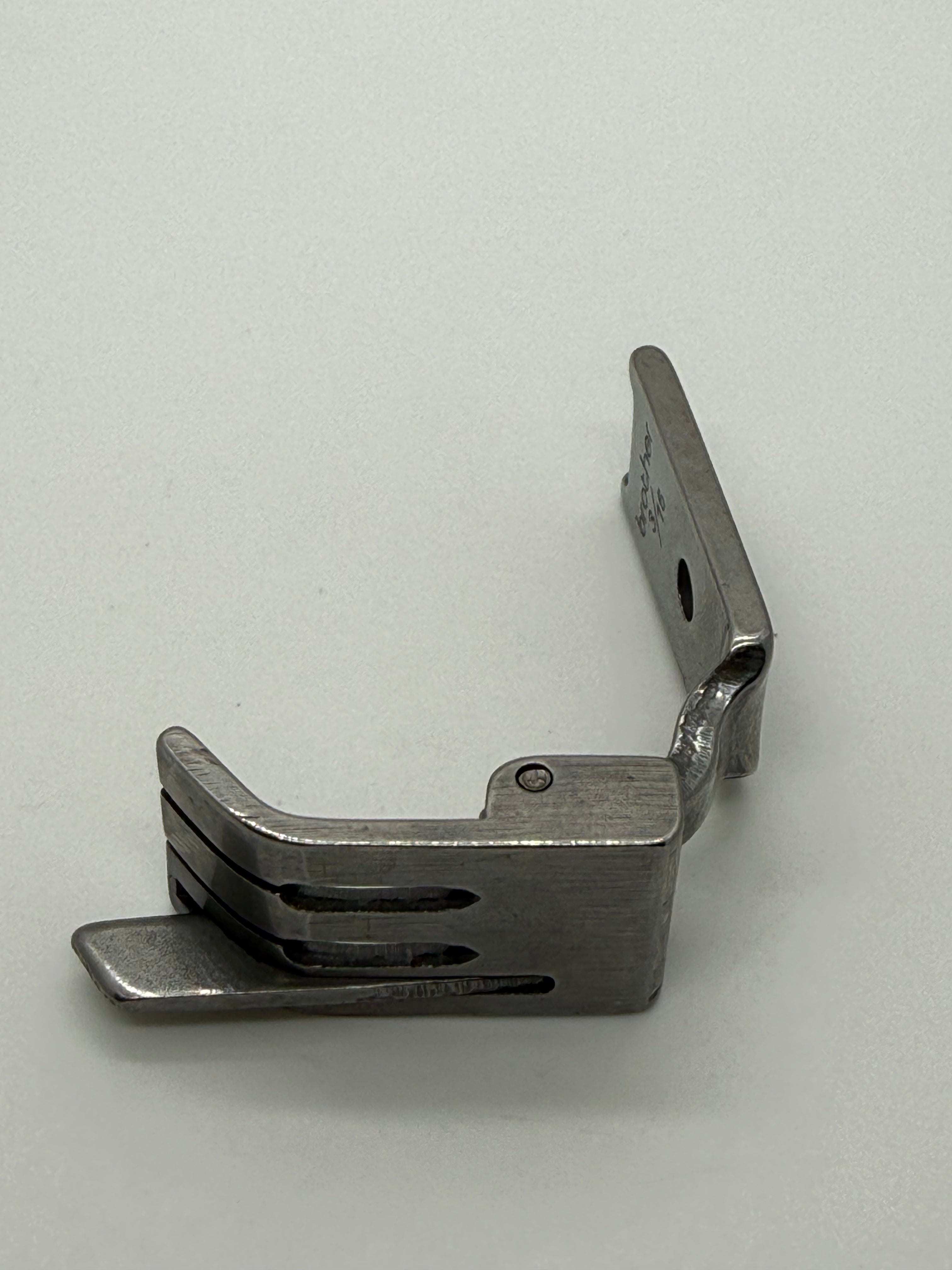 Presser Foot - Industrial Sewing Machine Part S570 3 16*1 16L