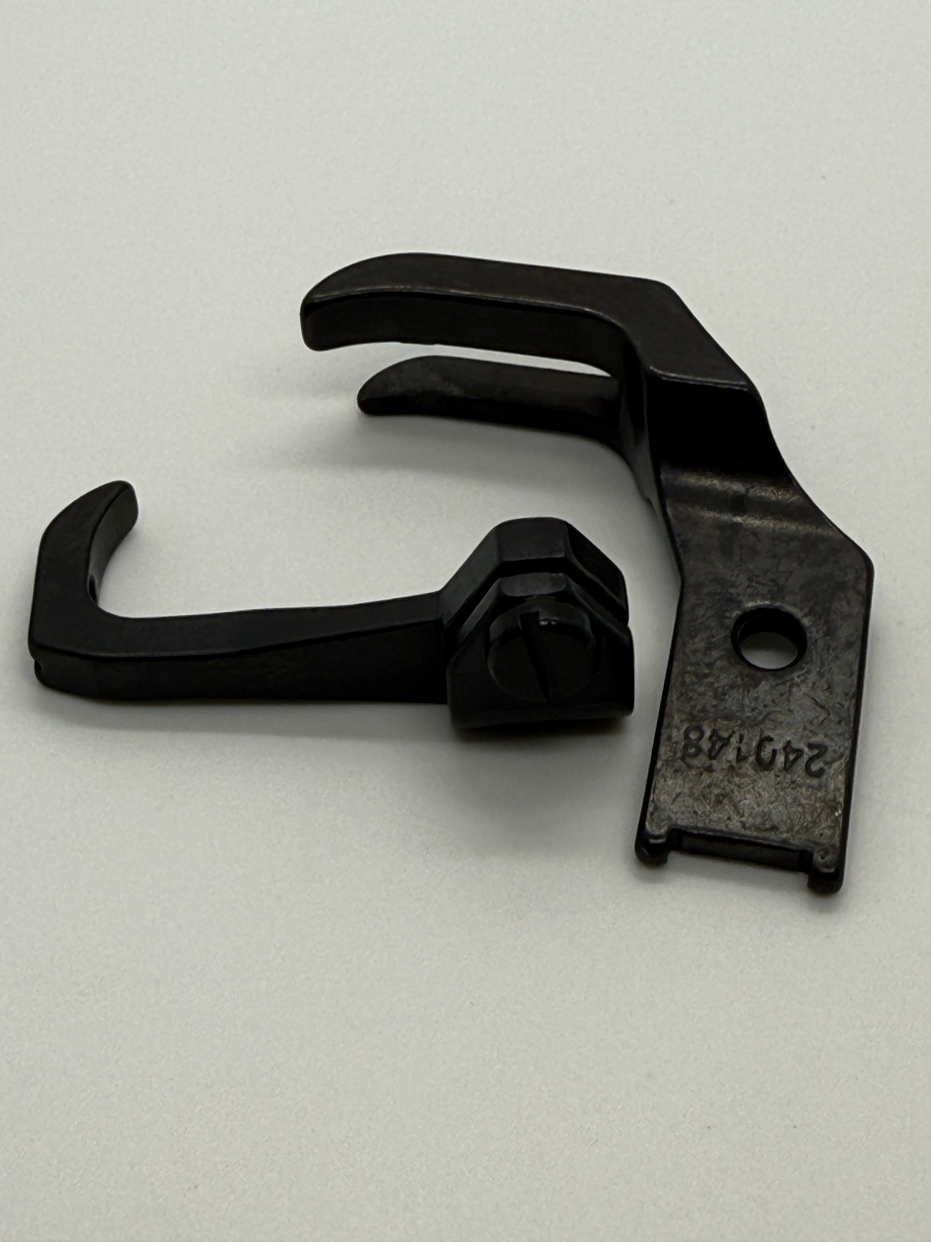Presser Foot - Industrial Sewing Machine Part 240148 240149 8B