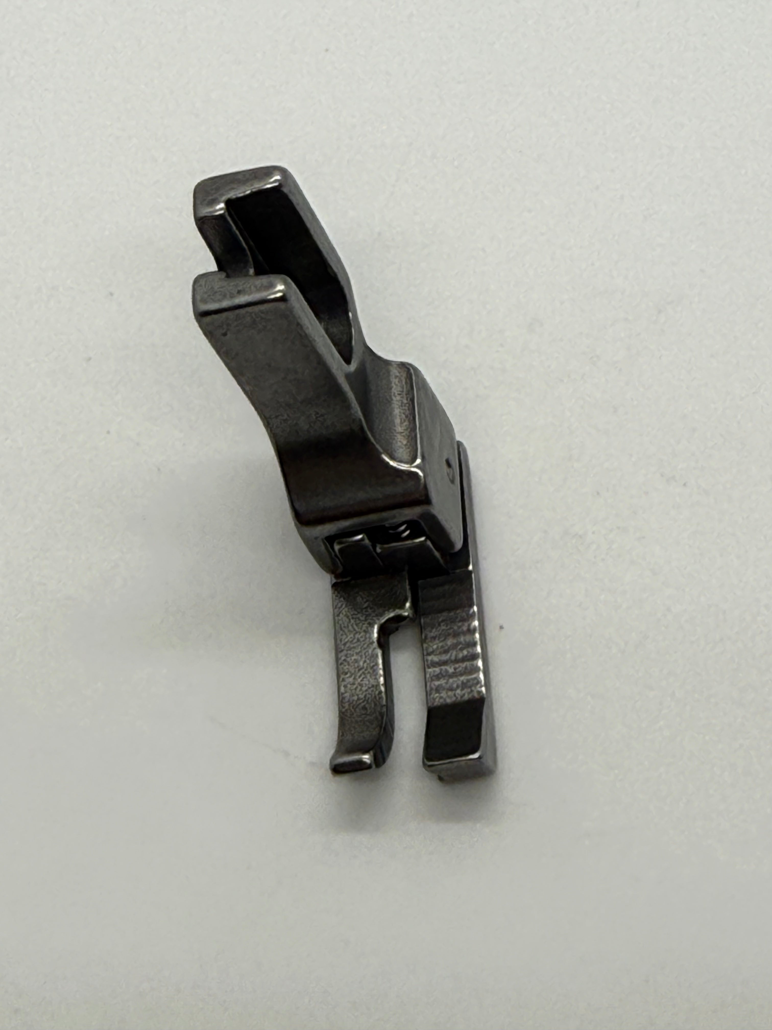 Presser Foot(Good) - Industrial Sewing Machine Part CR1 16N 211N