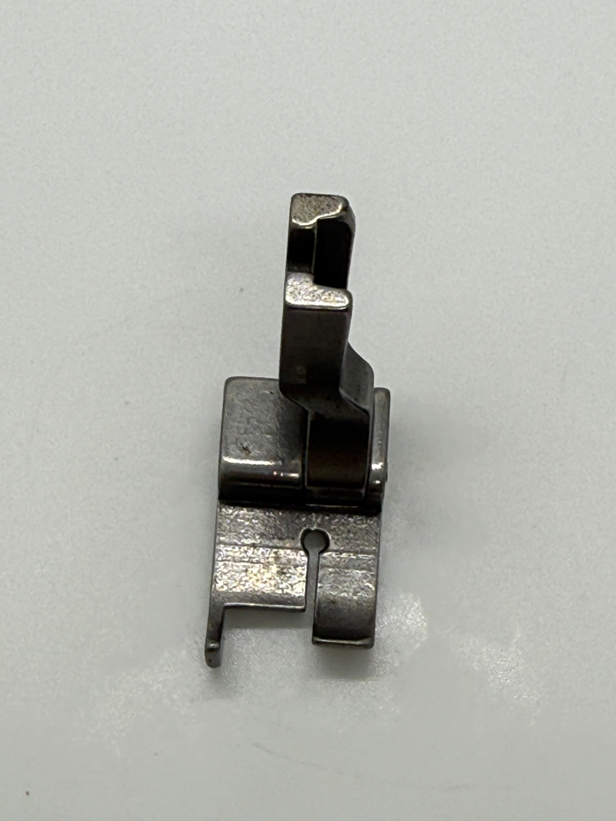 Hinged Raising Feet(Steel) - Industrial Sewing Machine Part 12463HL P815L 5 16