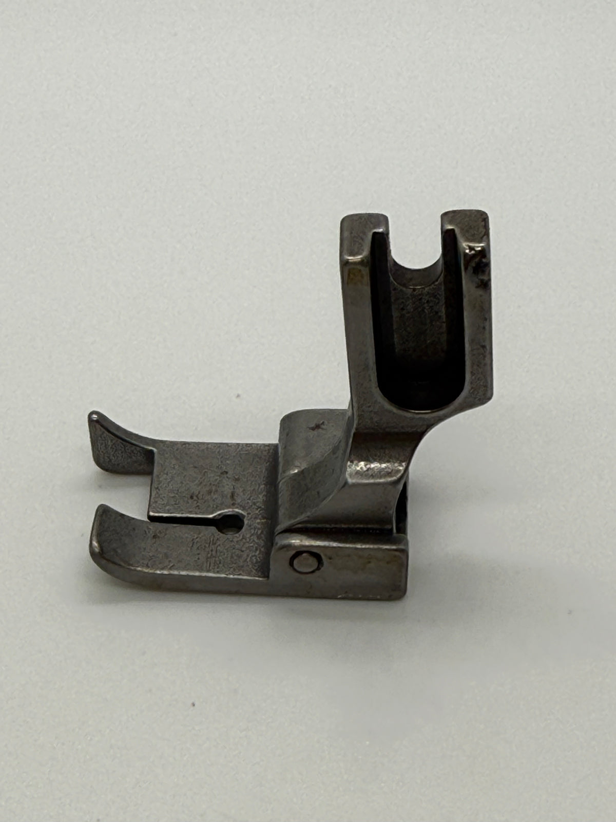 Hinged Raising Feet(Steel) - Industrial Sewing Machine Part 12463HL P815L 5 16