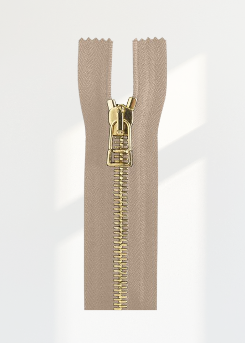 Italian Made High-Quality Finish #5 Brass Open Pull Bag Zipper