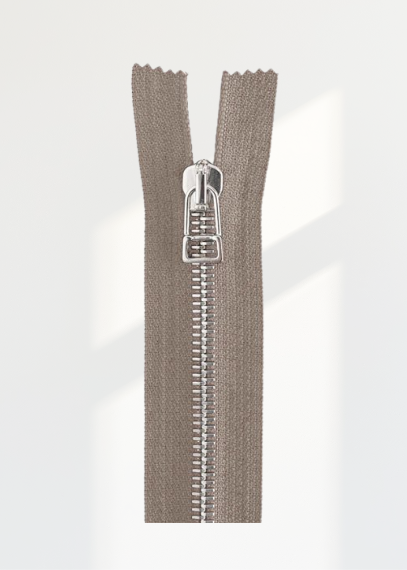 Italian Made High-Quality Finish #5 Nickel Open Pull Bag Zipper