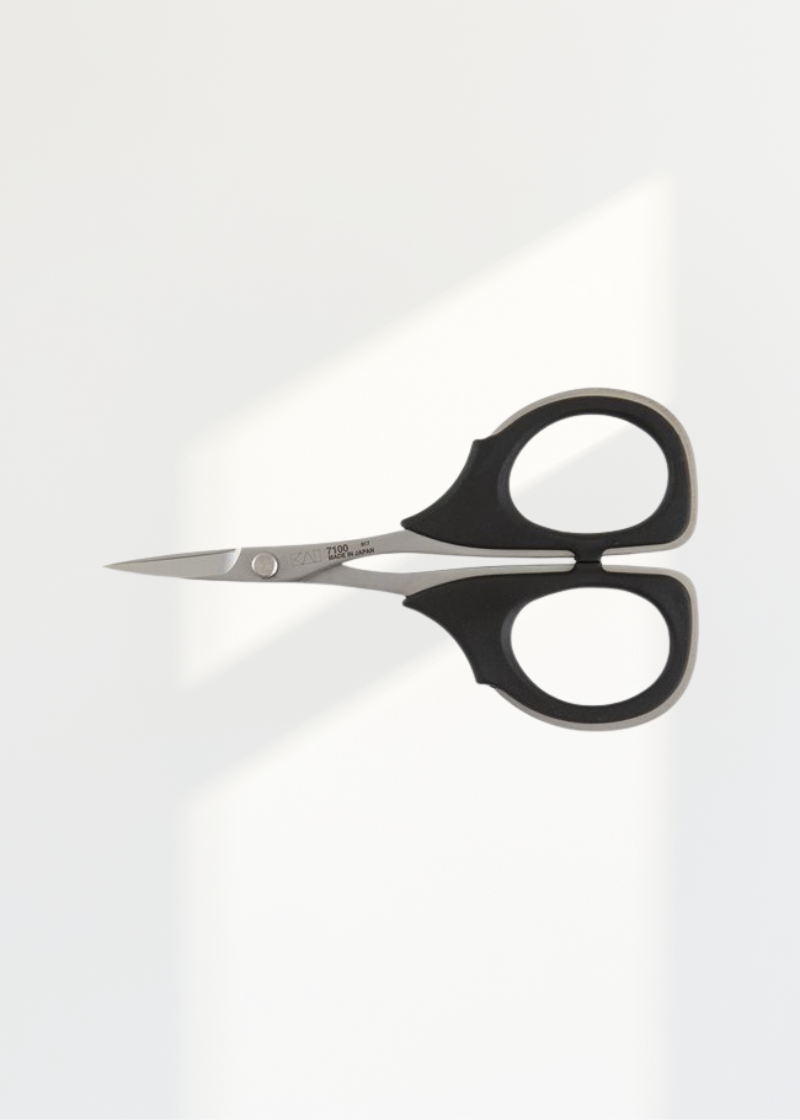 Kai 7100 Professional Scissors - 4 1/4"