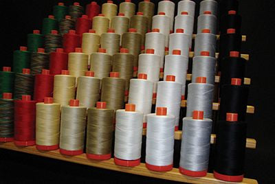 Aurifil 40wt Tappo Table Disp