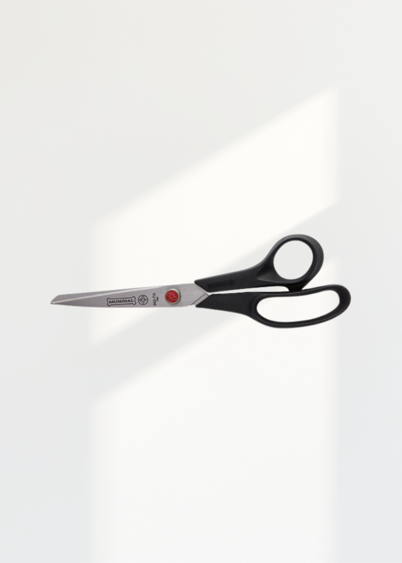 Mundial Red Dot Straight Trimmers - 7 1/2"