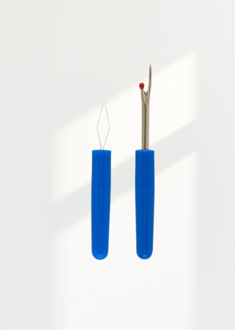 Small Seam Ripper & Needle Threader - 2 1/2"