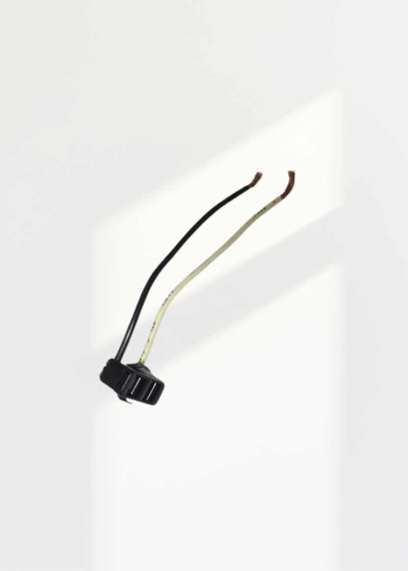 Two Pole Receptacle - Universal S735