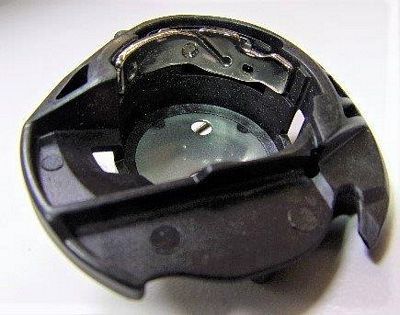 Bobbin Case, Singer #68015669 (image may vary)